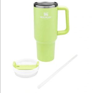 Brand new “ADVENTURE QUENCHER TRAVEL TUMBLER | 40 OZ” in the new Citron color.